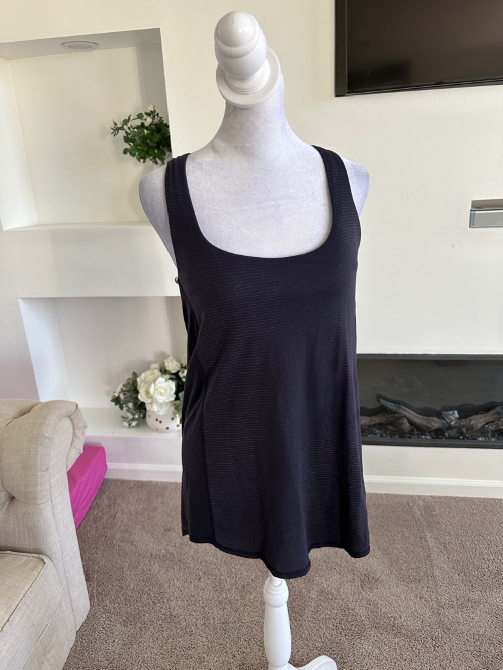 lululemon athletica Black Scoop Neck Tank